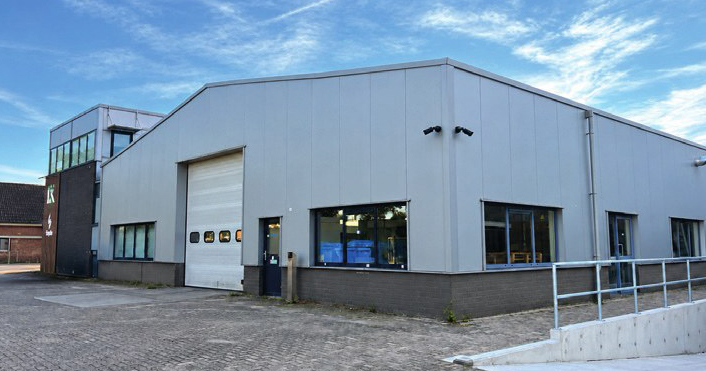 Gietermachine en magazijn